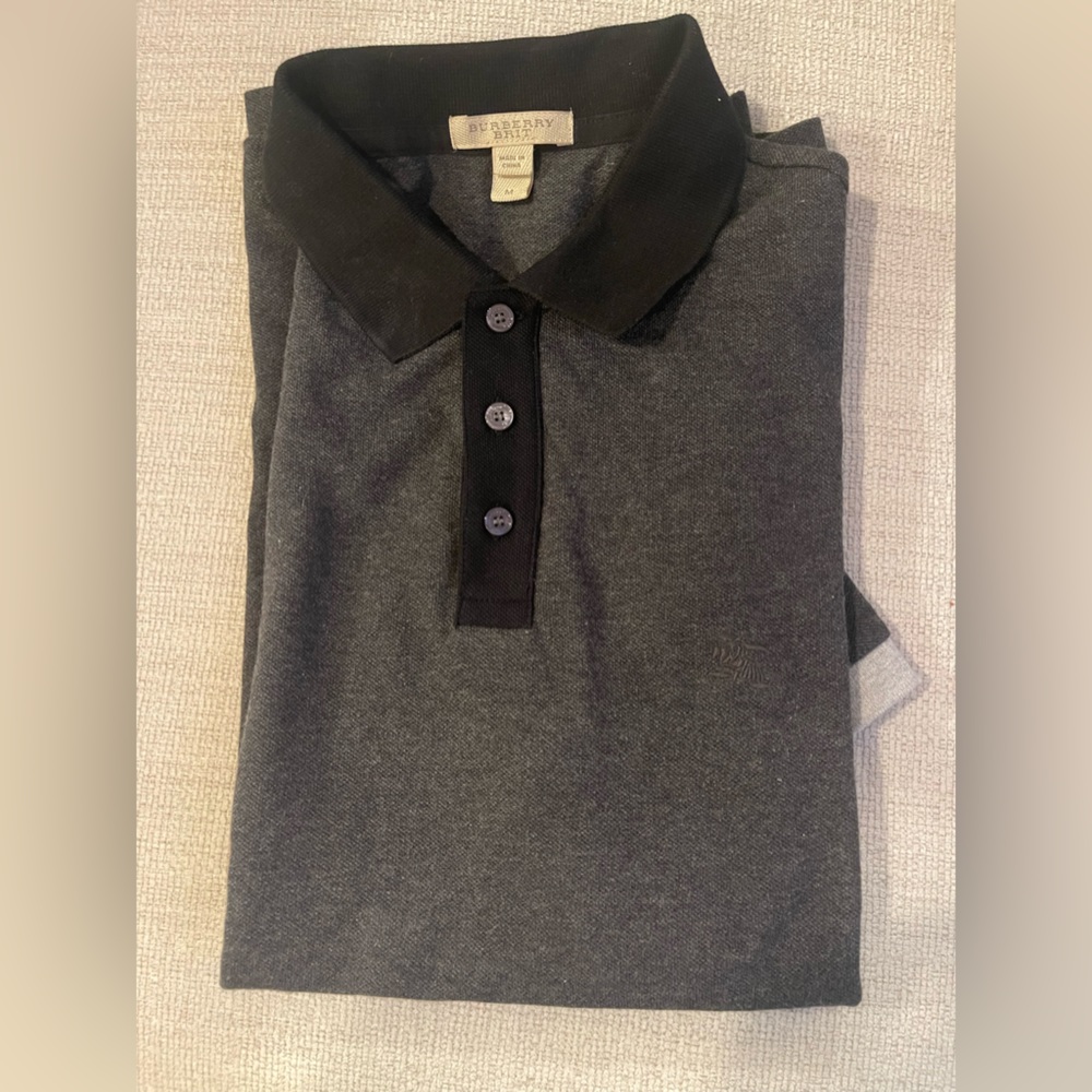 Burberry Brit men’s polo size medium gray color great condition.